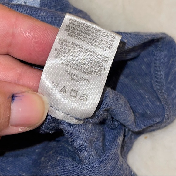 Sunset & Sixth Tank top - Picture 7 of 8